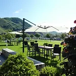 Mosel Palais Apartmán *