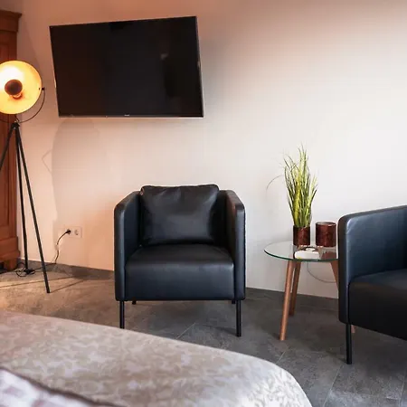 Mosel Palais * Ürzig