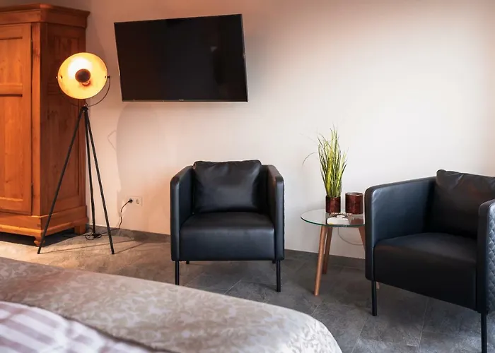 Mosel Palais * Ürzig